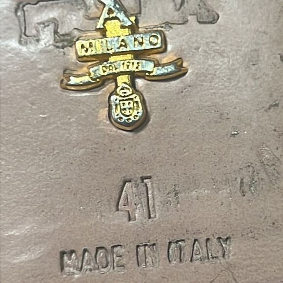 PRADA GLADIATOR BLACK LEATHER SANDALS SIZE 41/10 - Picture 6 of 11